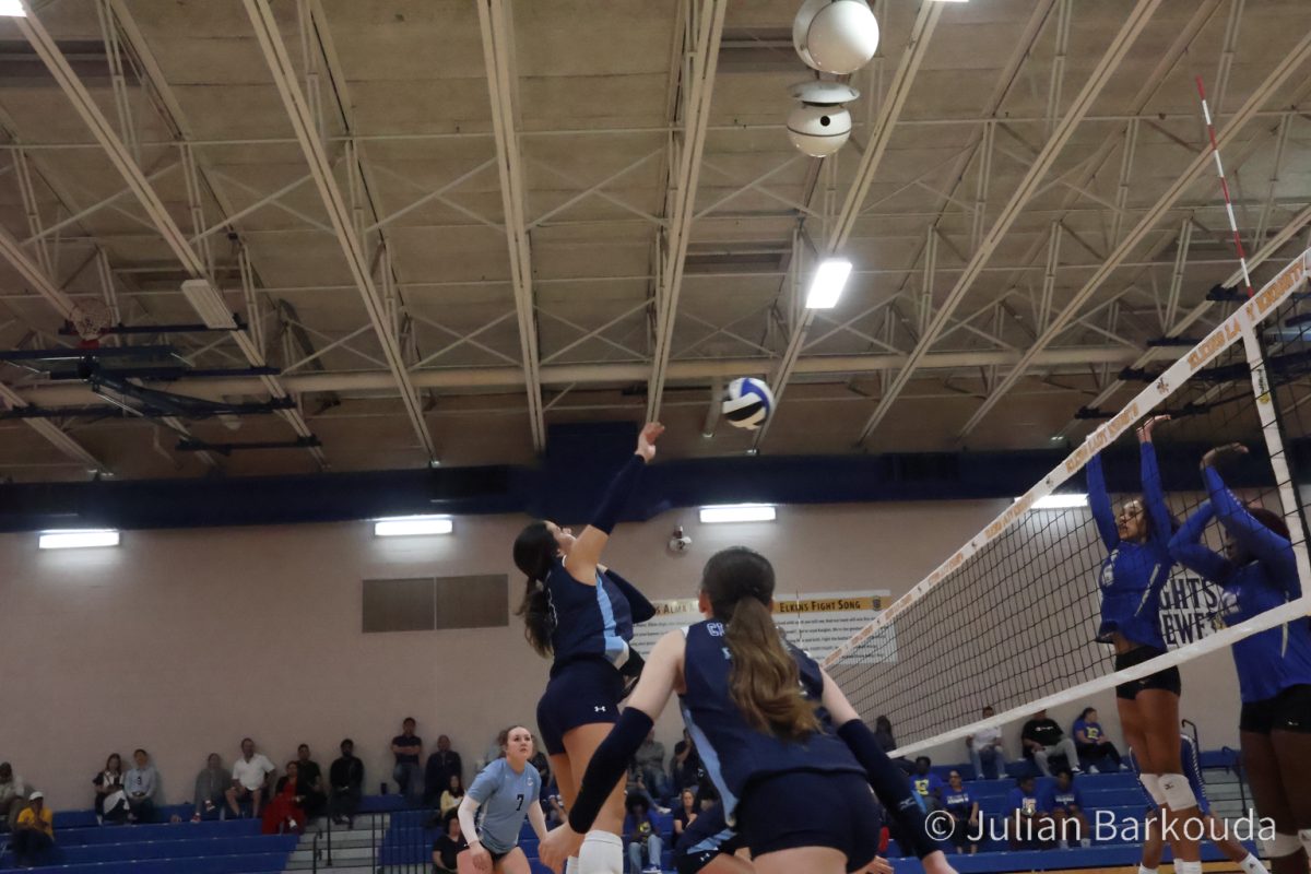 JV_VolleyBall_Elkins _JulianBarkouda_20241025_064