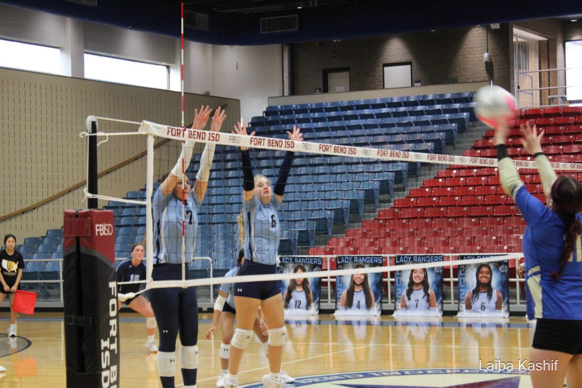 _F_Volleyball_vs_Elkins_Laiba_Kashif_20251021_01