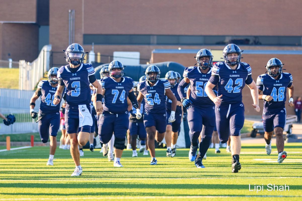 _Varsity_Football_vs_Dulles_Senior_Night_Lipi_Shah_20250927_2354