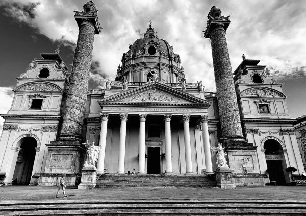 Vienna: the city of elegance